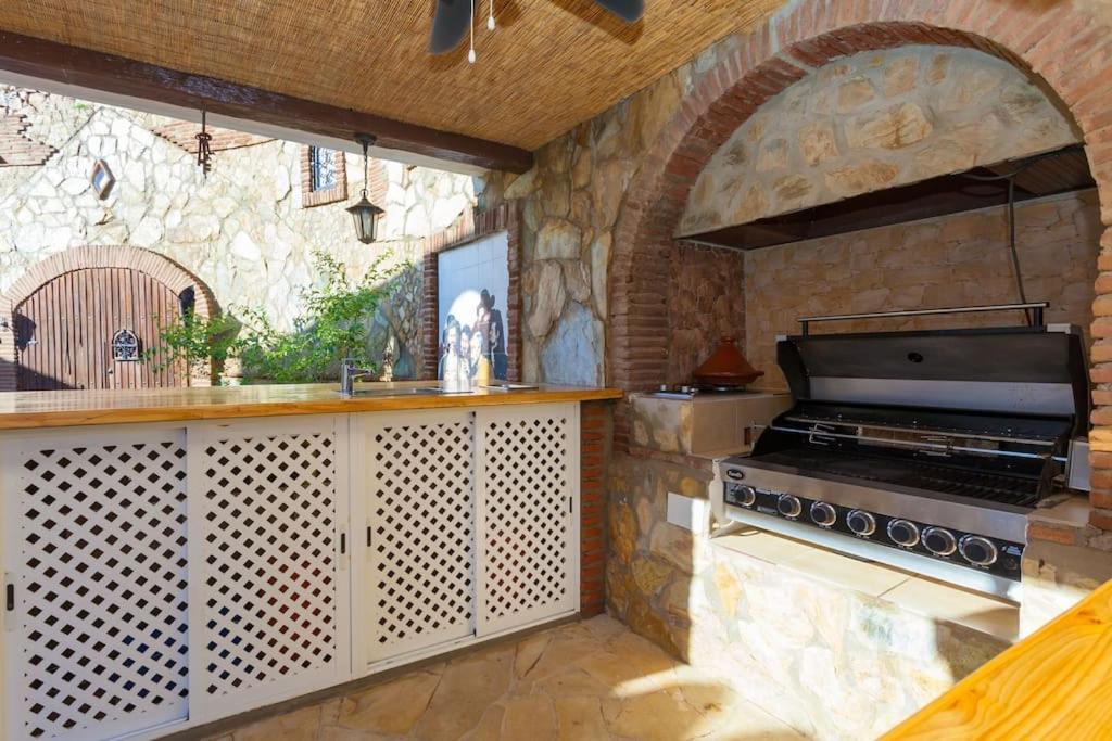 Summer Offers! Fabulous Luxury Villa Near The Beach Sleeps 8 Benalmádena Exterior foto